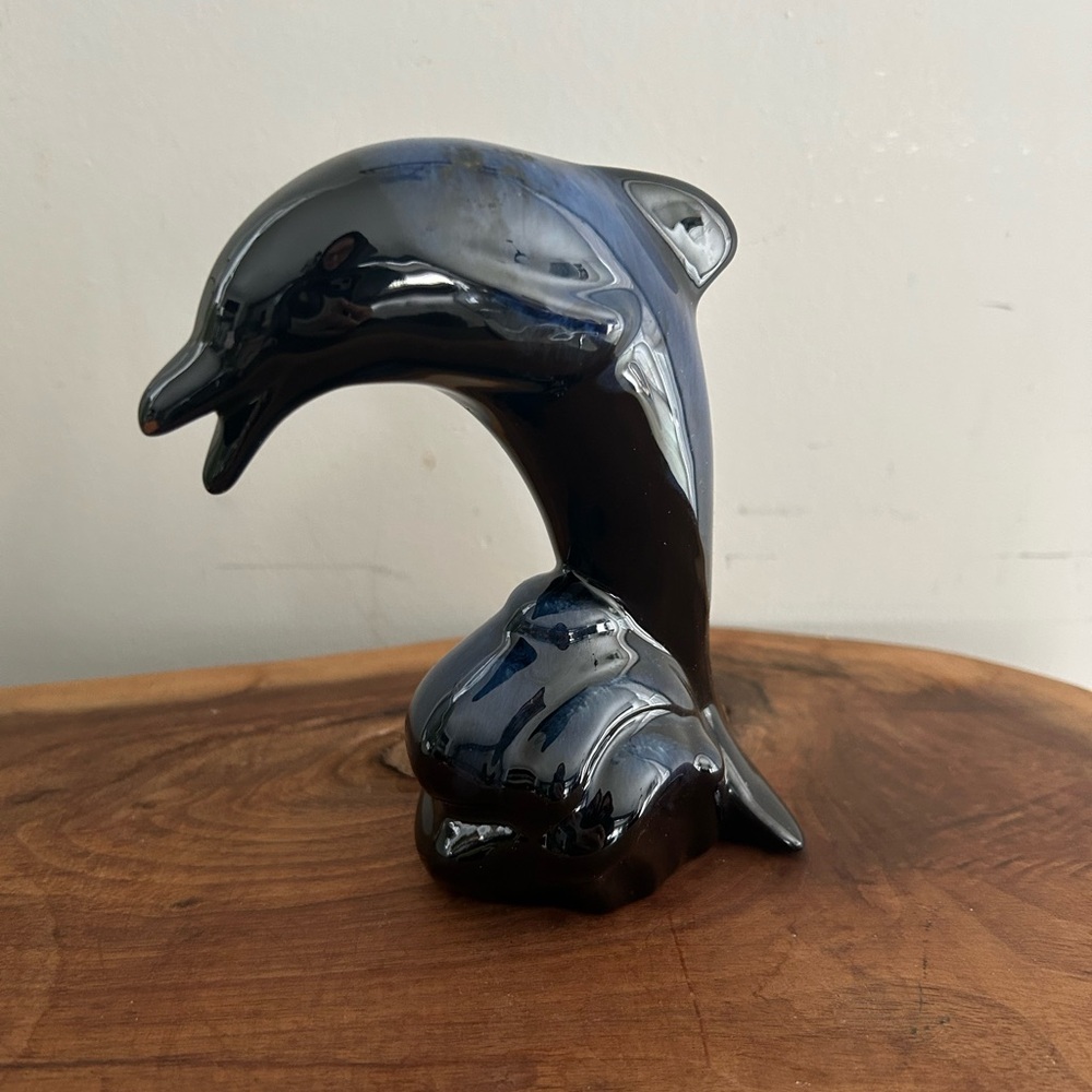VTG Blue Mountain Pottery Leaping Dolphin Cobalt Blue Drip Glaze- chip